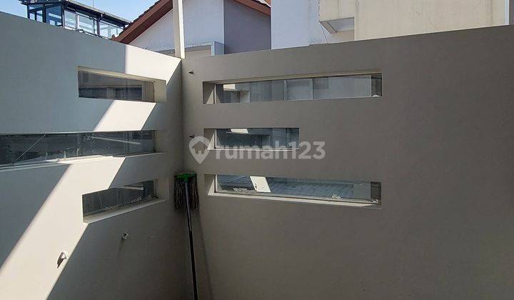 DISEWAKAN RUMAH BARU JAGAKARSA 3KT 5KM 17