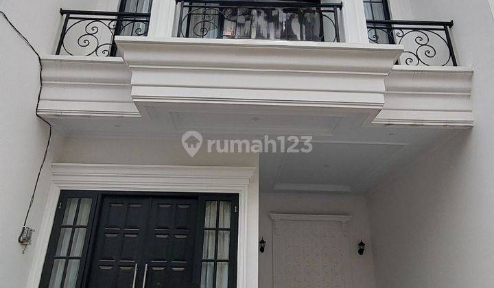 DISEWAKAN RUMAH BARU 2 LANTAI CUKUP MEWAH DIJAGAKARSA 1