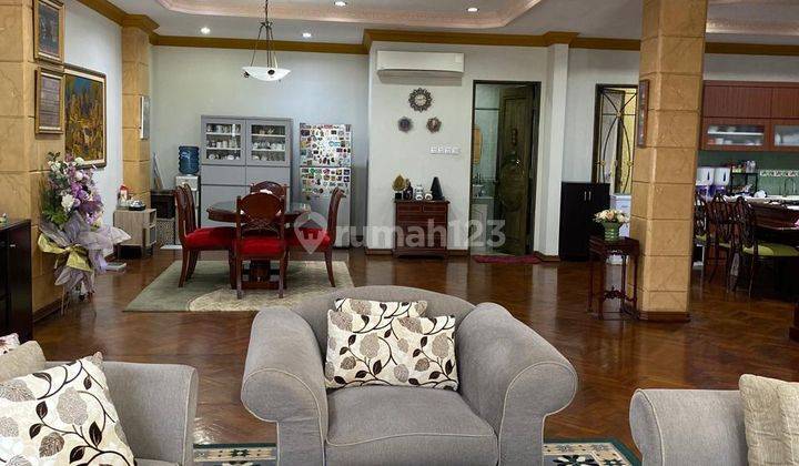 Pondok indah rumah cantik siap huni sangat terawat