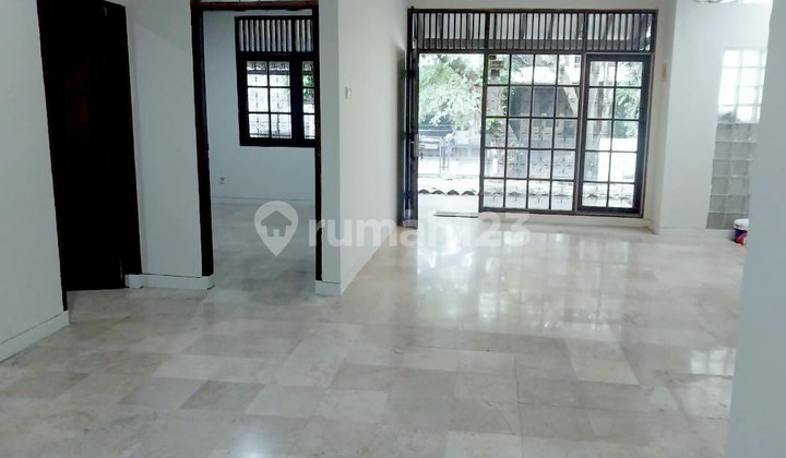 Rumah murah2 Jalan Pinang Pondok Indah, 5 menit ke PIM Rumah murah2 Jalan Pinang Pondok Indah, 5 menit ke PIM
