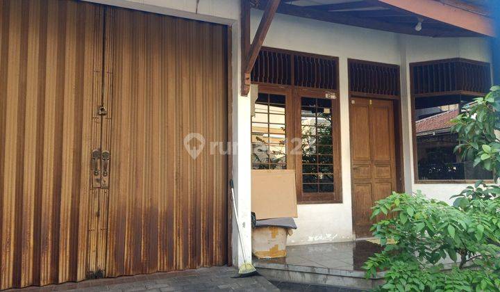 Rumah STRATEGIS di Jl.Anggrek PUSAT KOTA 2