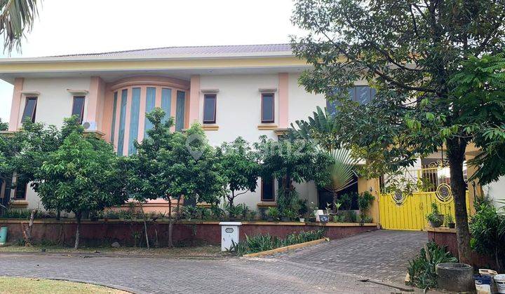 Rumah Strategis Mewah Graha Taman Bunga Hook Shm