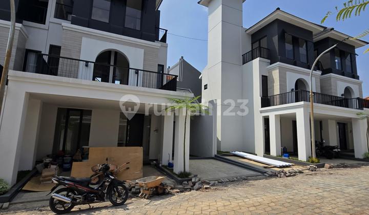 Rumah Mewah Bagus Strategis Di Tlagabodas Gajah Mungkur Semarang 1 Menit Ke Gor Jatidiri 2