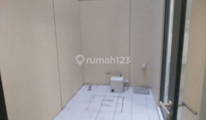 Smart Home 3 Lantai Full Furnish di Tabebuya Bsd City Stangerang  2