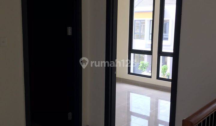 Disewakan Rumah Baru di Kawasan Symphonia Summarecon Serpong 8