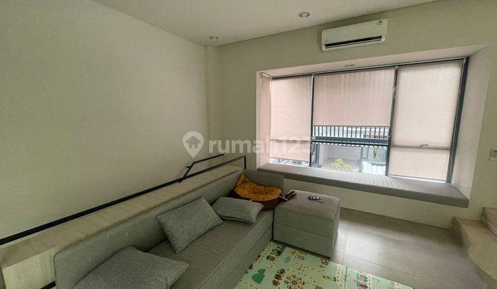 Smart Home 3 lantai furnish di Impresahaus Tabebuya BSD CITY  10