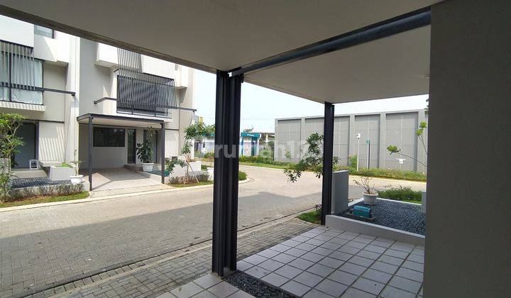 Smart Home 3 lantai furnish di Impresahaus Tabebuya BSD city Tangerang 3