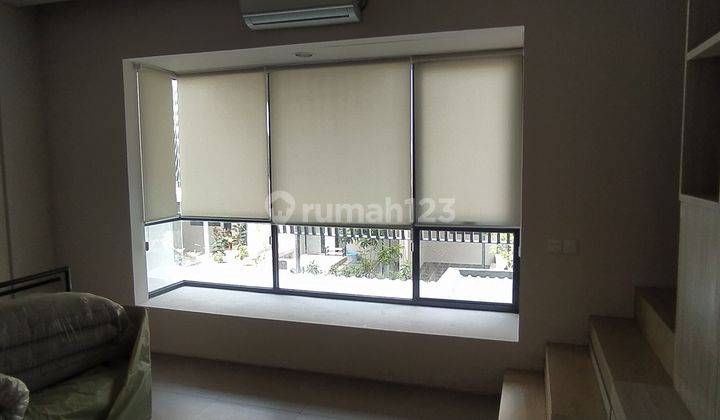 Smart Home 3 lantai furnish di Impresahaus Tabebuya BSD city Tangerang 8