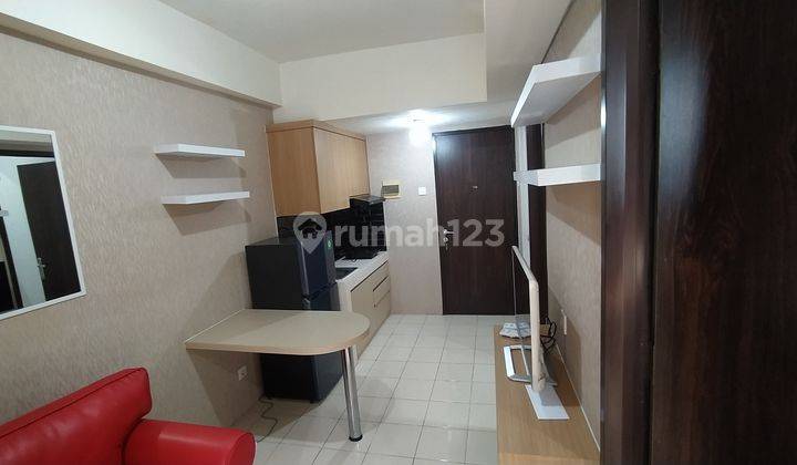 ruang makan apartemen 2 br full furnish