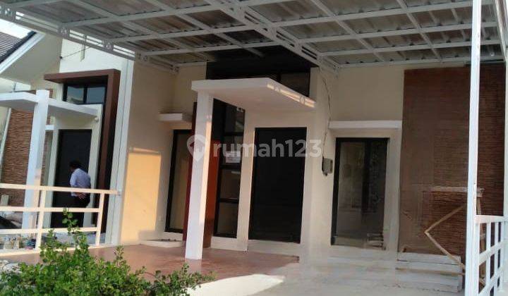 Dijual Rumah Bagus di Cluster Ebony Green Ara Harapan Indah Bekasi 1