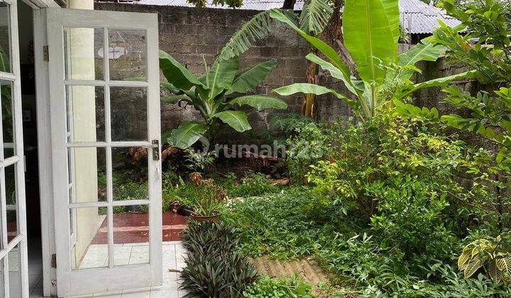 Dijual Rumah Tua Bersih Terawat Di Bintara Jaya Bekasi  2