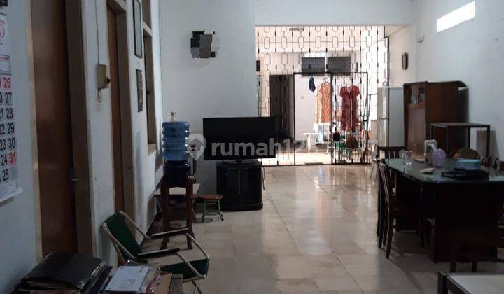 Rumah sekaligus tempat usaha 4