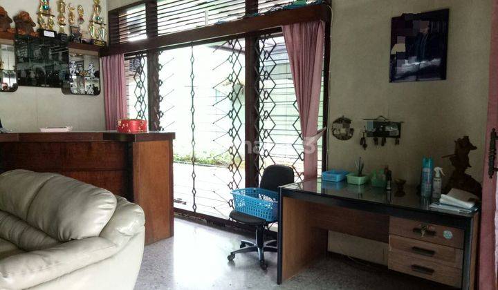 Rumah tengah kota 6