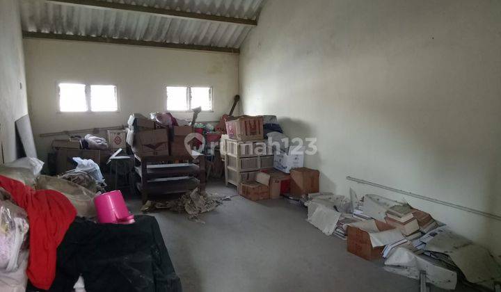 Rumah tengah kota 9