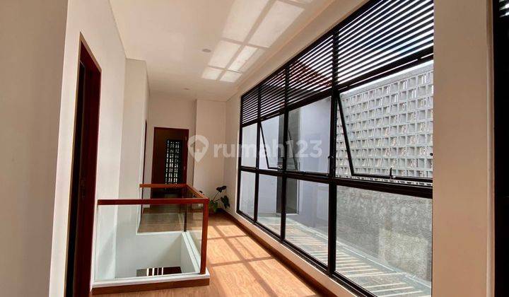 Rumah Modern Dalam Komplek Di Lebak Bulus Jakarta Selatan 2