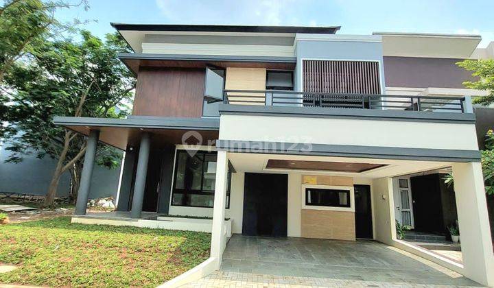 Rumah Modern Tropical SHM Bisa KPR Lokasi Strategis Di BSD City 1