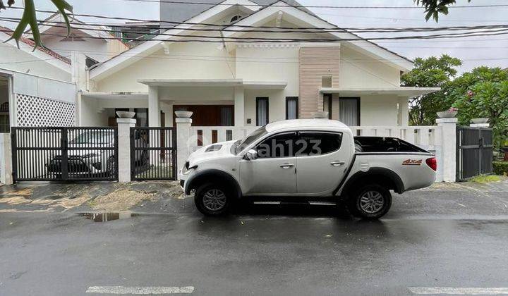 Rumah Hoek Tanah Luas Dalam Kompleks Dekat Mc Donald Sektor 9 1