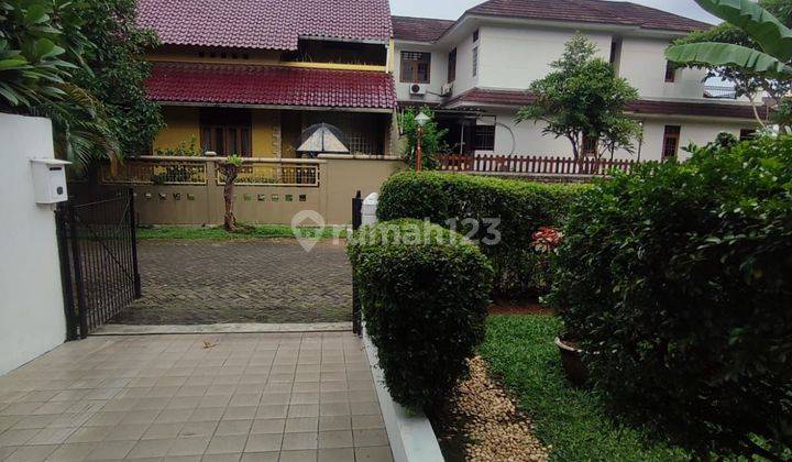 Rumah Terawat Rapih Dengan Lantai Marmer Dalam Komplek Di Rempoa 2