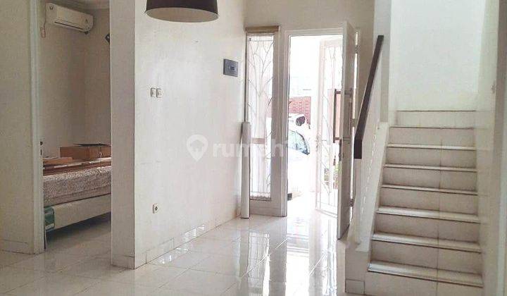 Rumah Semi Furnished Cocok Untuk Invest Di Discovery Bintaro Jaya 1