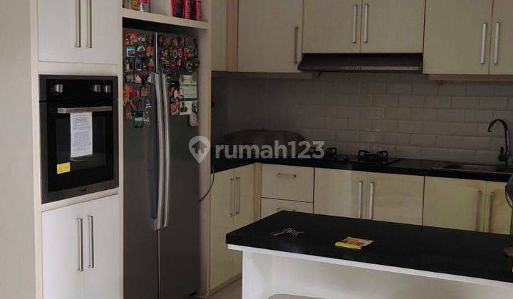 Rumah 2 Lantai Full Furnished Di Cluster Graha Raya Bintaro Jaya 2