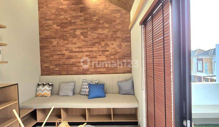 Rumah Lokasi Strategis Ada Rooftop Dalam Cluster Di Jurangmangu 2