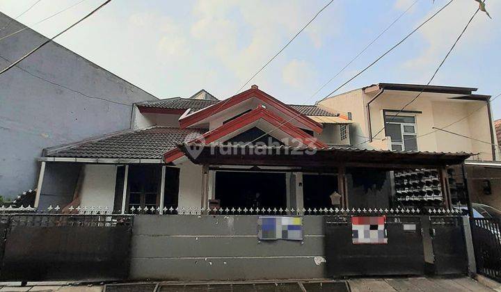 Rumah Sudah Renovasi Hoek Lokasi Strategis Di Bintaro Sektor 5 1