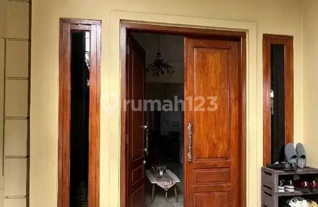 House with Strategic Location, Safe Environment in Bintaro Jaya Sector 9 2