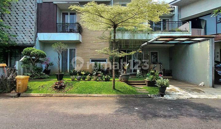 Rumah Rapih Lingkungan Aman Nyaman di Bintaro Jaya Sektor 9