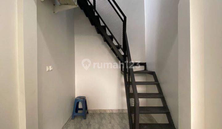 Rumah Baru Design Modern Halaman Depan Luas Di Pesanggrahan 2