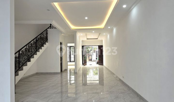 Rumah Baru 3 Lantai Harga Termurah Lokasi Strategis di Bintaro 2