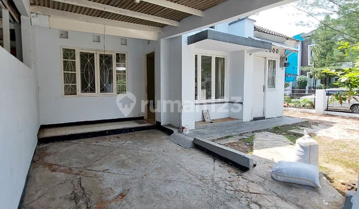 Rumah Terawat Hoek Lokasi Strategis Di Graha Raya Bintaro 2