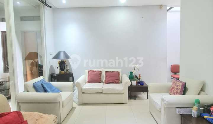 Rumah 2 Lantai Bebas Banjir Hadap Timur di Area Bintaro Sektor 2