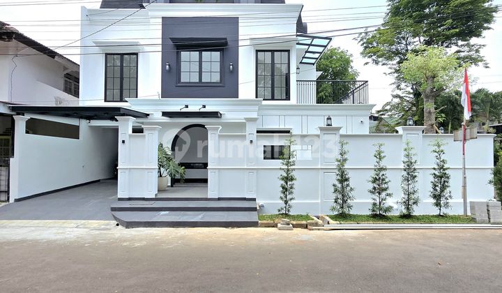 Rumah Hoek Baru 2 Lantai Dengan Kolam Renang Di Bintaro Sektor 9