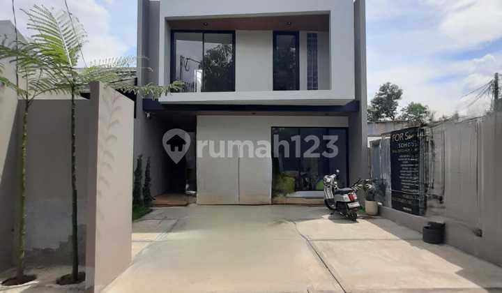Rumah Baru Berkonsep Minimalis Dalam Komplek di Dekat Bintaro