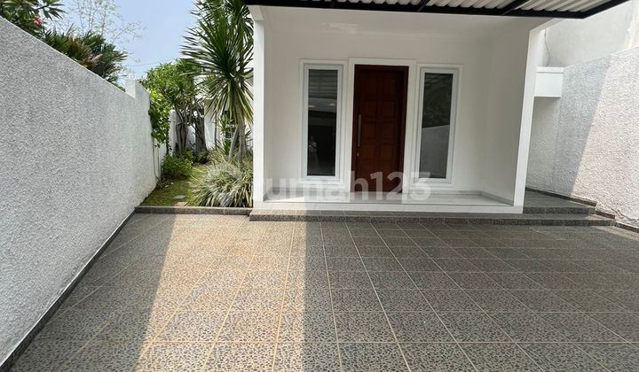 Rumah Baru Kuldesak Dalam Cluster One Gate System Di Lebak Bulus