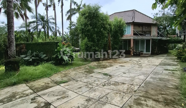 Rumah yang Dijual Beserta Kavling bisa Dibeli Terpisah di Bintaro
