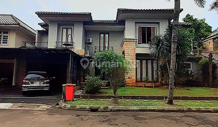 Rumah Mediteranian Area Eksklusif Ada Taman Dan Teras Belakang 1