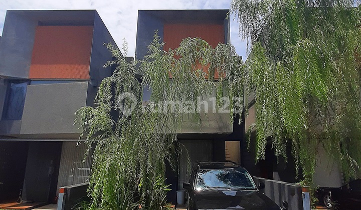 Good Modern Industrial House Ready to Occupy in South Jakarta Area 2