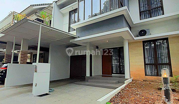 Rumah Modern 2 Lantai Bagus Semi Furnished Lokasi Menghadap Taman 1