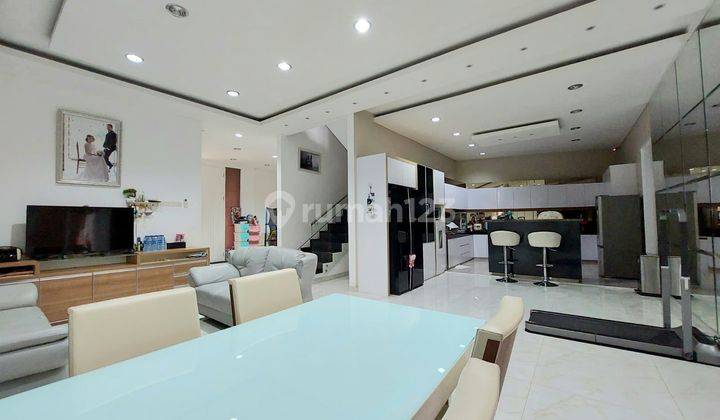 Rumah Semi Furnished Bagus Siap Huni Harga Menarik Lokasi Prime 2