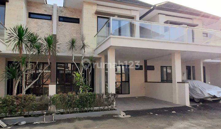 Rumah Modern dengan Balkon di Cluster Prime Bintaro Jaya Sektor 9 2