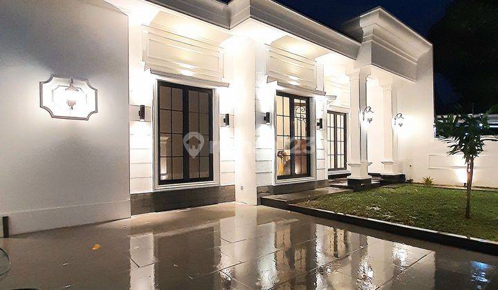 Rumah Baru American Classic Ada Kolam Renang Lokasi Dekat Bintaro 2