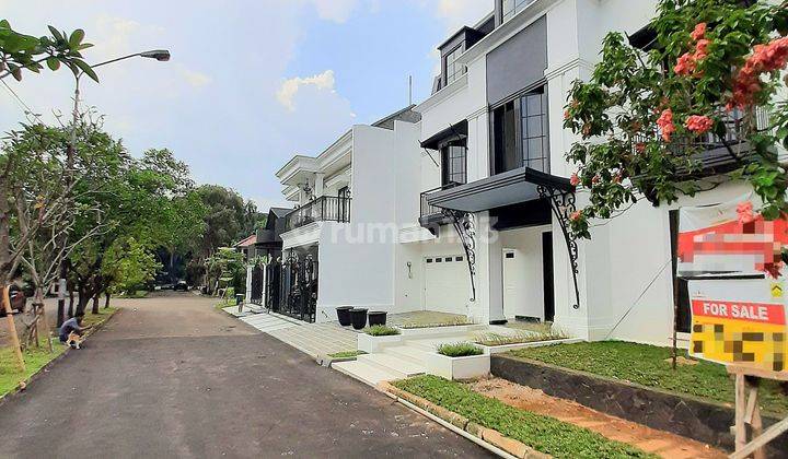 Rumah Baru American Classic Kamar 4 Ada Kolam Renang Lokasi Bagus 2