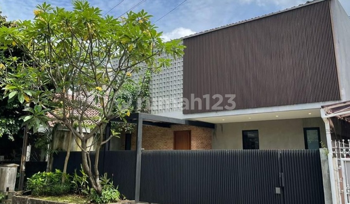 Rumah Tropical Industrial Hunian Nyaman Dekat Mrt Lebak Bulus Rumah Tropical Industrial Hunian Nyaman Dekat Mrt Lebak Bulus