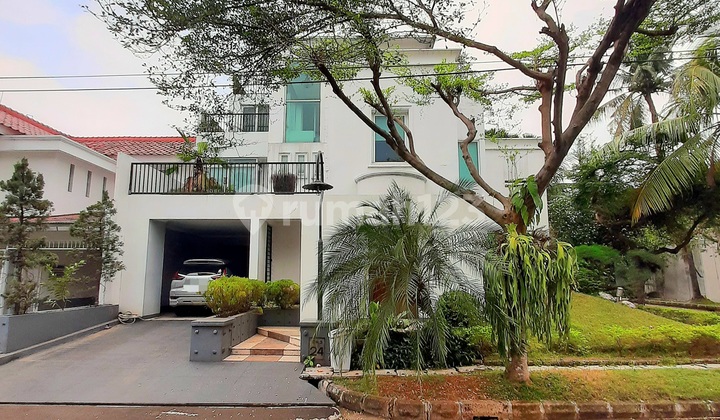 Rumah Modern 3 Lantai Di Hook Ada Rooftop Teras Lokasi Eksklusif 2