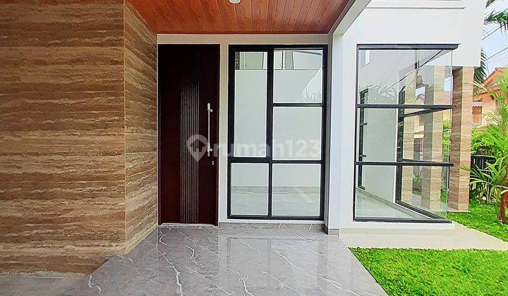 Rumah Baru Modern Desain Mewah Di Hoek Lokasi Nyaman Siap Huni 2