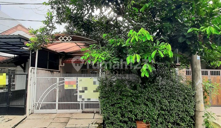 Rumah Stadard Jaya Butuh Renovasi Lokasi Strategis Dekat Toll
