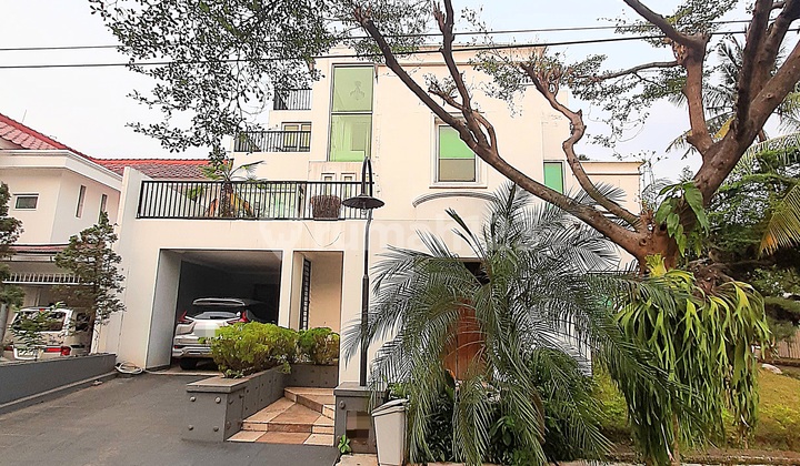 Rumah Modern 3 Lantai Di Hook Ada Rooftop Teras Lokasi Eksklusif