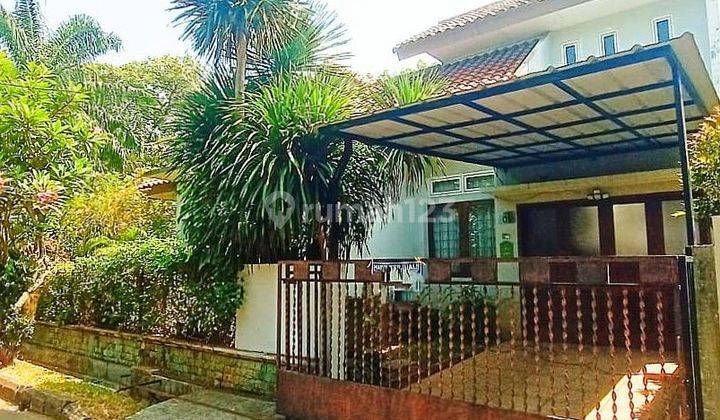 Rumah Modern Mediteranian Ada Taman Lokasi Nyaman Siap Huni Bagus 1