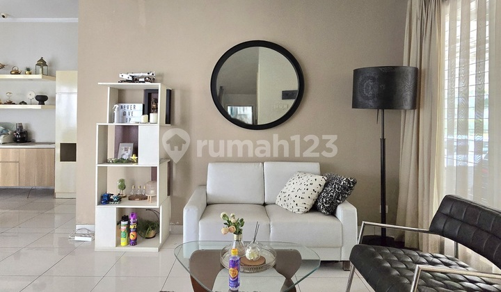 Rumah Modern Tropical Lingkungan Nyaman Dan Tenang Hot Sale 2